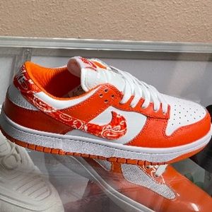 Brand new never worn size 5.5 in mens just not my style